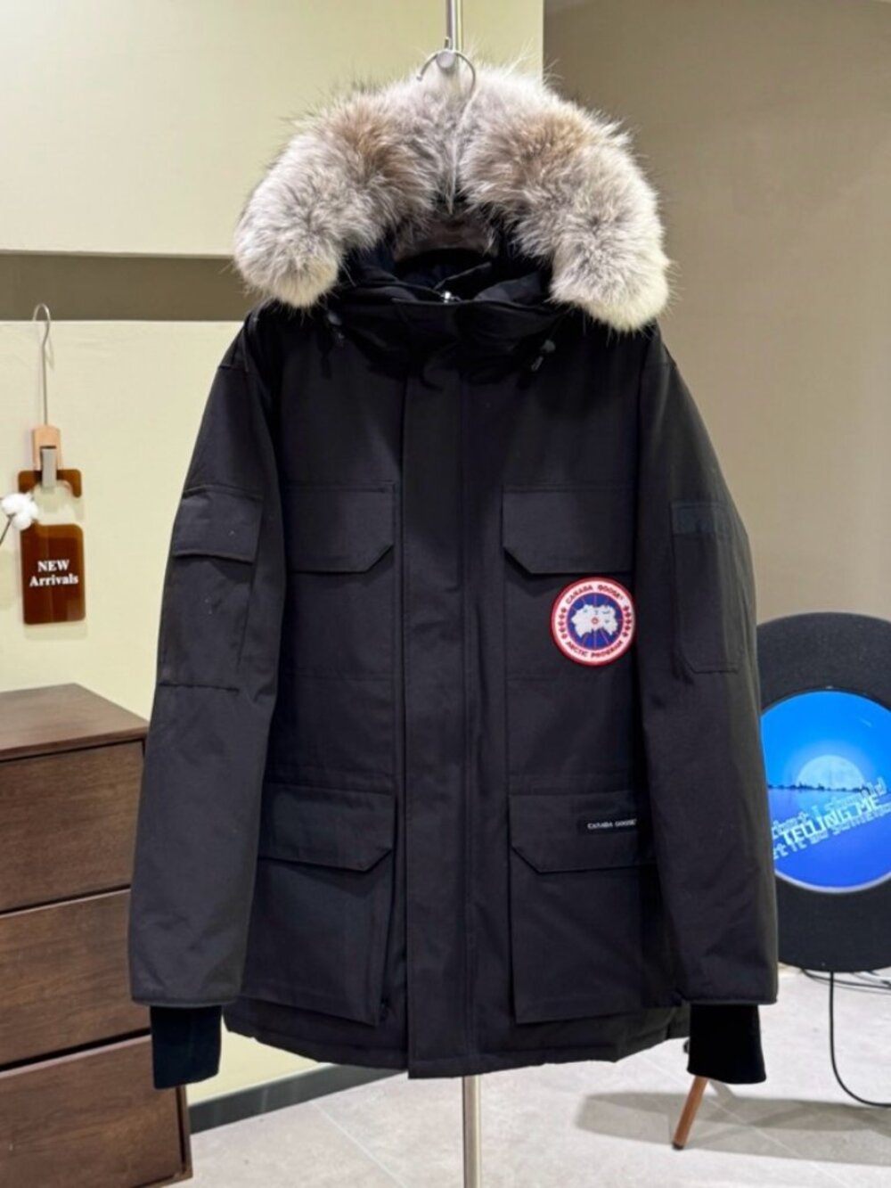 Canada Goose Black Arctic Fur Hood Mid-Length Parka Winter Coat